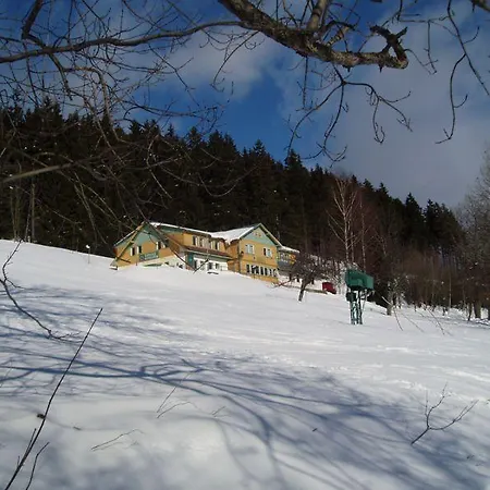 Labska Vyhlidka Konukevi *